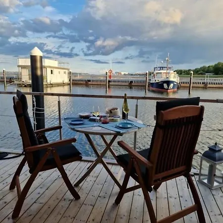 Botel Hausboot Liliput